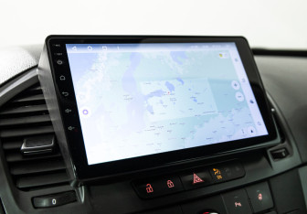 Подержанный автомобиль Opel Insignia Sedan 2013 года (16 фото)