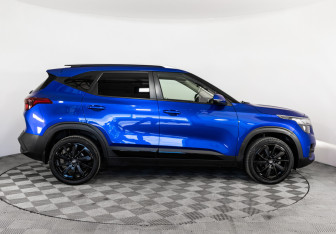 Подержанный автомобиль Kia Seltos 2020 года (4 фото)