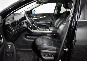 Подержанный автомобиль Exeed TXL 2022 года (10 фото)