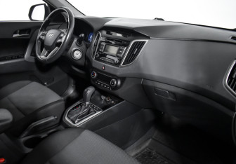 Подержанный автомобиль Hyundai Creta 2017 года (14 фото)
