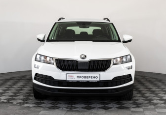 Подержанный автомобиль Skoda Karoq 2020 года (2 фото)