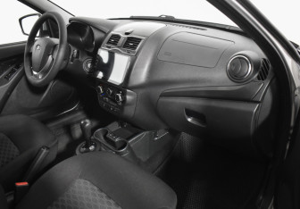 Подержанный автомобиль LADA (ВАЗ) Granta Liftback 2019 года (12 фото)