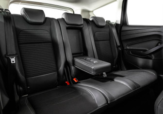 Подержанный автомобиль Ford Kuga 2018 года (22 фото)