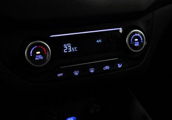 Подержанный автомобиль Hyundai Creta 2021 года (16 фото)