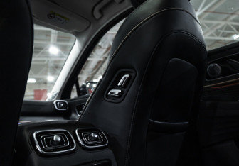 Подержанный автомобиль Jaecoo J8 2024 года (30 фото)