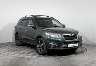 Подержанный автомобиль Hyundai Santa Fe 2012 года (3 фото)