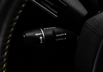 Подержанный автомобиль FAW Bestune T77 2023 года (24 фото)