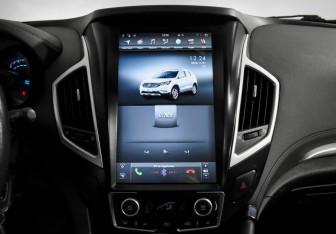 Подержанный автомобиль DongFeng AX7 2017 года (15 фото)