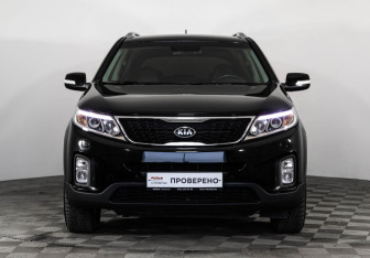Подержанный автомобиль Kia Sorento 2014 года (2 фото)