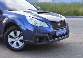 Подержанный автомобиль Subaru Outback Wagon 2010 года (7 фото)