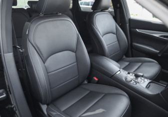Подержанный автомобиль Infiniti QX50 2019 года (24 фото)