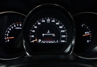 Подержанный автомобиль Kia Ceed Wagon 2015 года (12 фото)