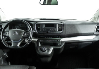 Подержанный автомобиль Citroen SpaceTourer 2020 года (13 фото)