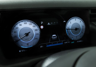 Подержанный автомобиль Hyundai Tucson 2022 года (12 фото)