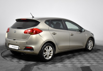 Подержанный автомобиль Kia Ceed Hatchback 2013 года (5 фото)