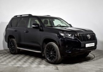 Подержанный автомобиль Toyota Land Cruiser Prado 2021 года (3 фото)