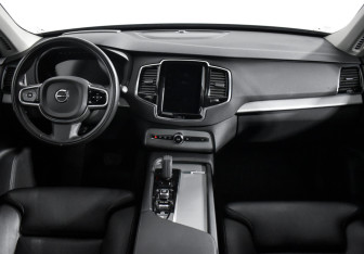 Подержанный автомобиль Volvo XC90 2019 года (14 фото)