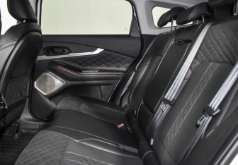 Подержанный автомобиль Exeed TXL 2023 года (13 фото)