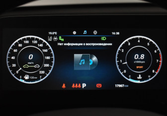Подержанный автомобиль Omoda C5 2023 года (23 фото)