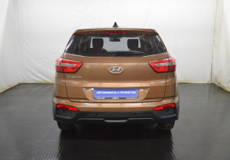 Подержанный автомобиль Hyundai Creta 2017 года (6 фото)