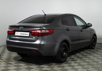 Подержанный автомобиль Kia Rio Sedan 2014 года (5 фото)