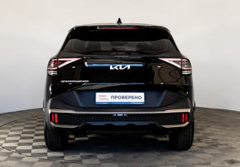 Подержанный автомобиль Kia Sportage 2023 года (6 фото)