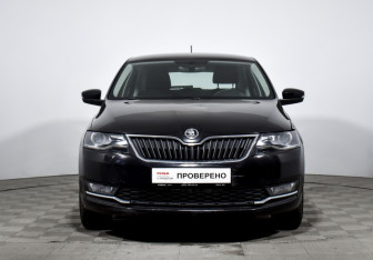 Подержанный автомобиль Skoda Rapid Liftback 2017 года (2 фото)