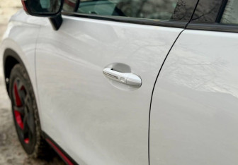 Подержанный автомобиль Omoda C5 2023 года (9 фото)