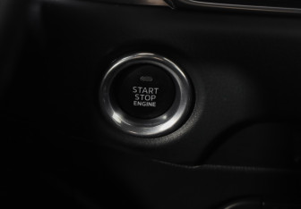 Подержанный автомобиль Mazda CX-5 2020 года (19 фото)
