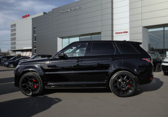 Подержанный автомобиль Land Rover Range Rover Sport 2021 года (2 фото)