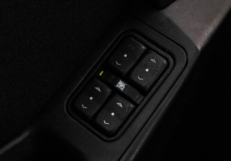 Подержанный автомобиль Opel Meriva 2008 года (15 фото)