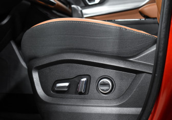 Подержанный автомобиль Chery Tiggo 8 Pro Max 2023 года (19 фото)