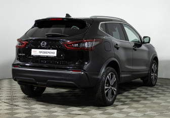 Подержанный автомобиль Nissan Qashqai 2021 года (5 фото)