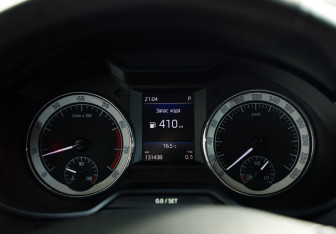 Подержанный автомобиль Skoda Octavia Liftback 2017 года (12 фото)
