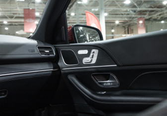 Подержанный автомобиль Mercedes-Benz GLE 2021 года (29 фото)