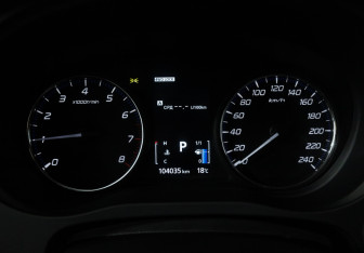 Подержанный автомобиль Mitsubishi Outlander 2012 года (12 фото)