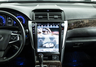 Подержанный автомобиль Toyota Camry Sedan 2017 года (14 фото)