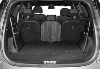 Подержанный автомобиль Geely Okavango 2023 года (24 фото)