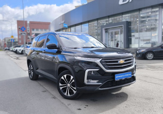Подержанный автомобиль Chevrolet Captiva 2022 года (3 фото)