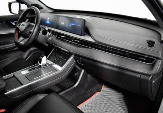 Подержанный автомобиль Chery Tiggo 7 Pro Max 2023 года (13 фото)