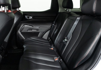 Подержанный автомобиль Haval H3 2024 года (10 фото)