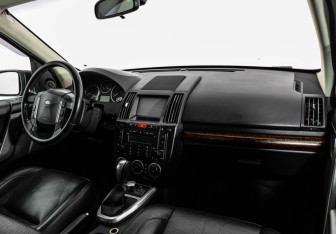 Подержанный автомобиль Land Rover Freelander 2008 года (9 фото)