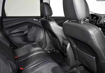 Подержанный автомобиль Ford Kuga 2013 года (15 фото)