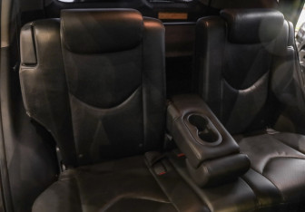 Подержанный автомобиль Toyota RAV4 2010 года (26 фото)