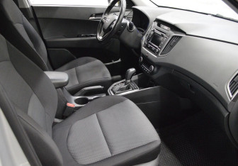 Подержанный автомобиль Hyundai Creta 2018 года (12 фото)