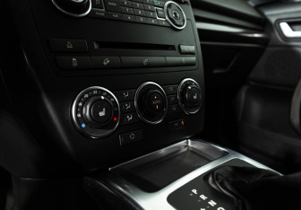 Подержанный автомобиль Land Rover Freelander 2014 года (16 фото)