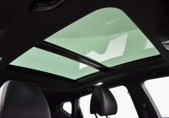 Подержанный автомобиль Geely Coolray 2023 года (14 фото)