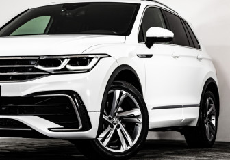 Подержанный автомобиль Volkswagen Tiguan 2021 года (2 фото)