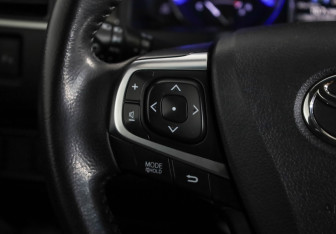 Подержанный автомобиль Toyota Camry Sedan 2017 года (13 фото)