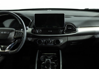 Подержанный автомобиль Exeed TXL 2021 года (14 фото)